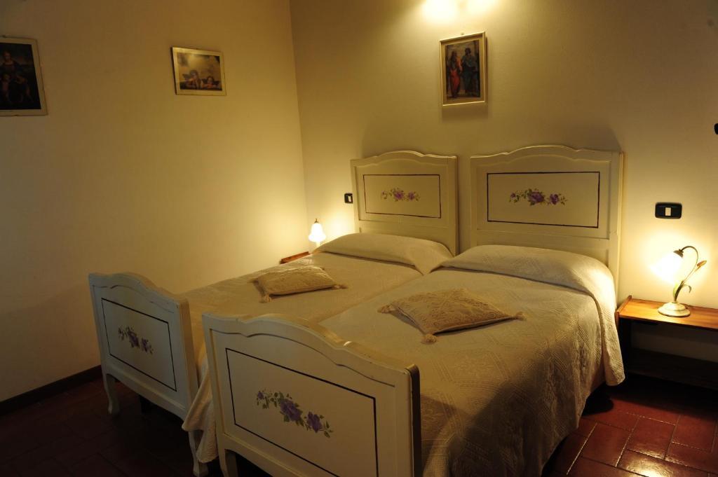 Agriturismo Il Sasso Anghiari Szoba fotó